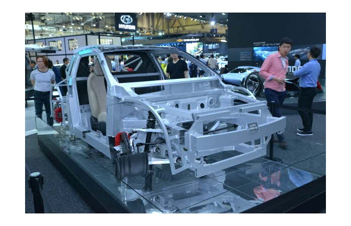 [2016 부산국제모터쇼] 6.8