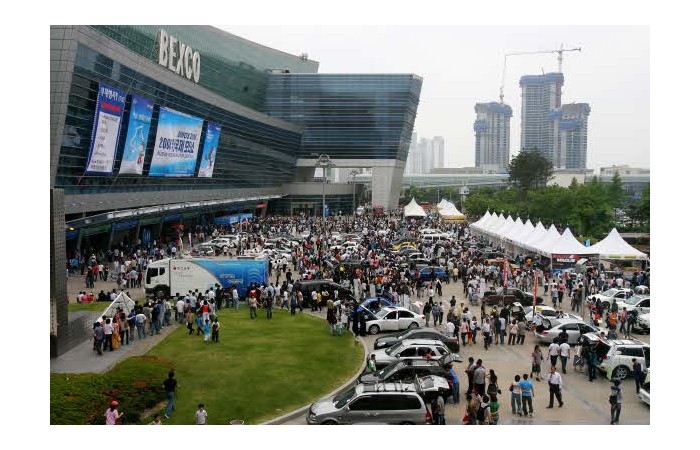 2001 Motor Show On-site coverage124