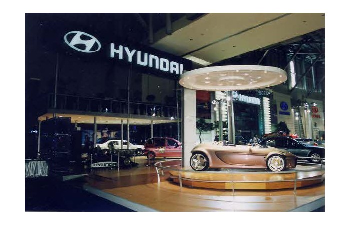 2001 Motor Show On-site coverage54