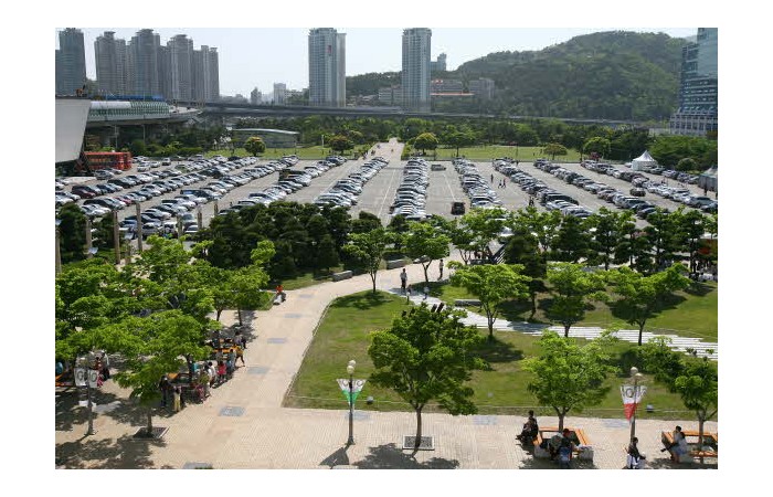 2001 Motor Show On-site coverage122