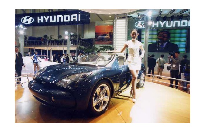 2001 Motor Show On-site coverage43