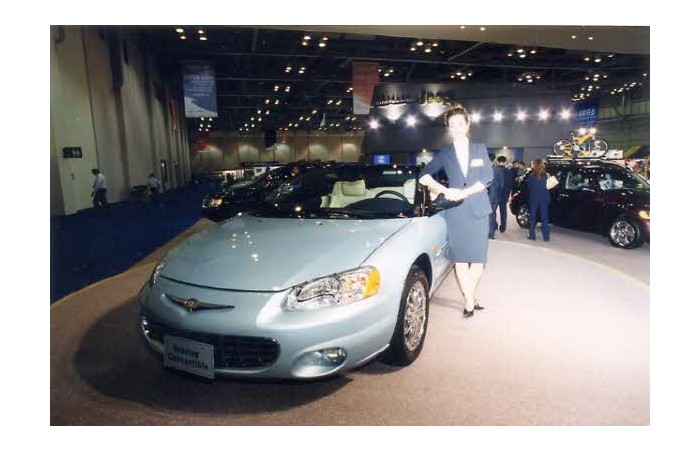 2001 Motor Show On-site coverage8