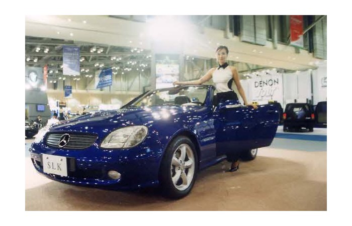2001 Motor Show On-site coverage6