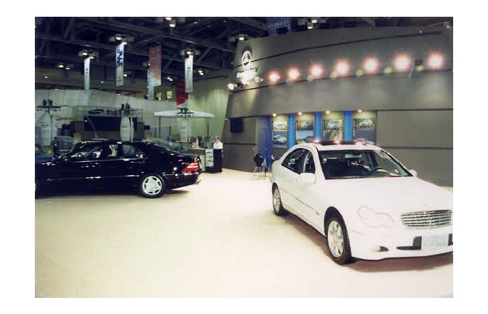 2001 Motor Show On-site coverage5