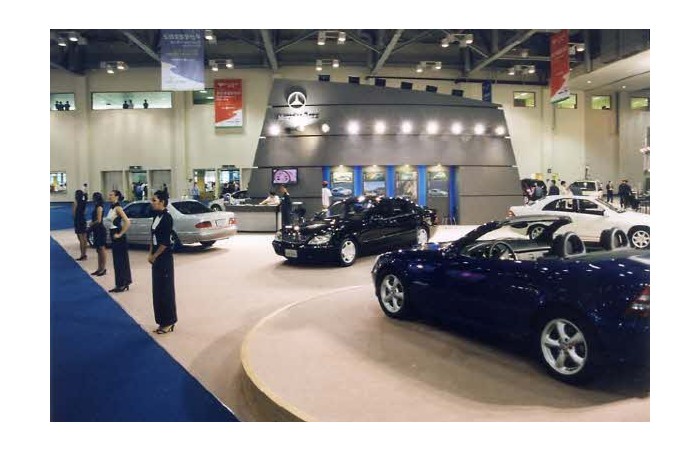 2001 Motor Show On-site coverage3