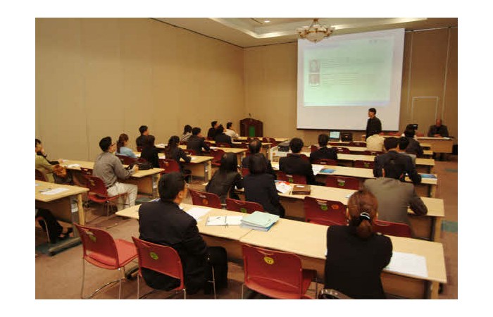 2003 Motor Show On-site coverage15