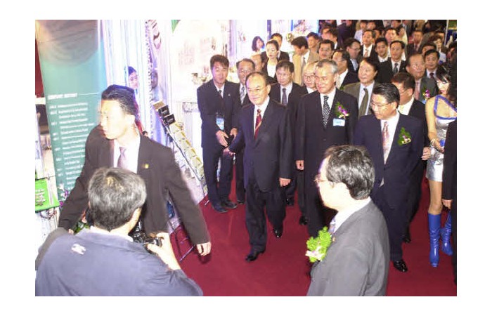 2003 Motor Show On-site coverage112