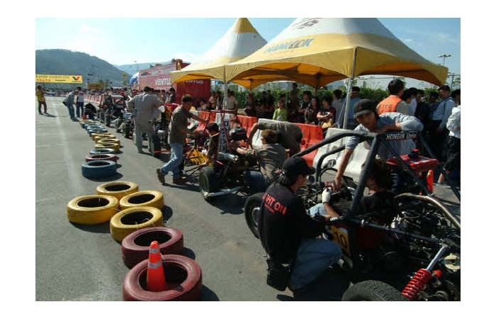 2003 Motor Show On-site coverage5