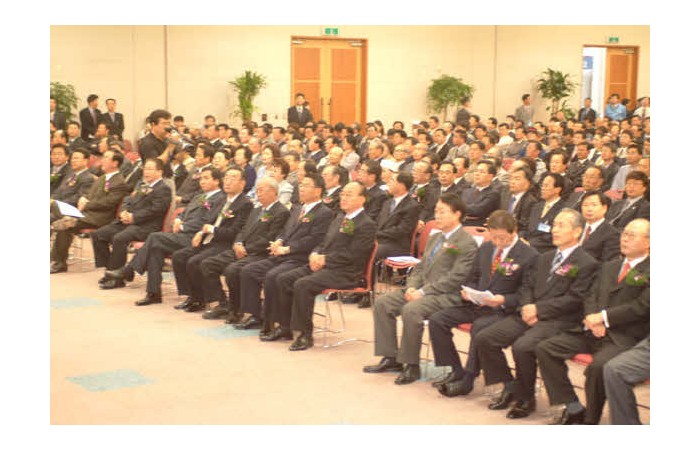 2003 Motor Show On-site coverage99