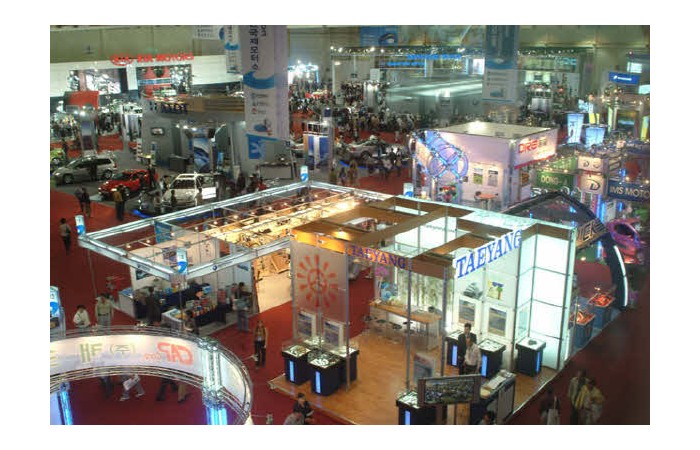 2003 Motor Show On-site coverage98