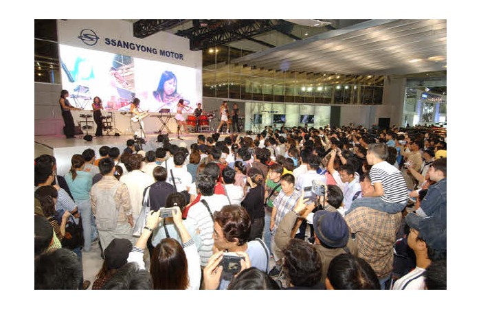 2003 Motor Show On-site coverage91