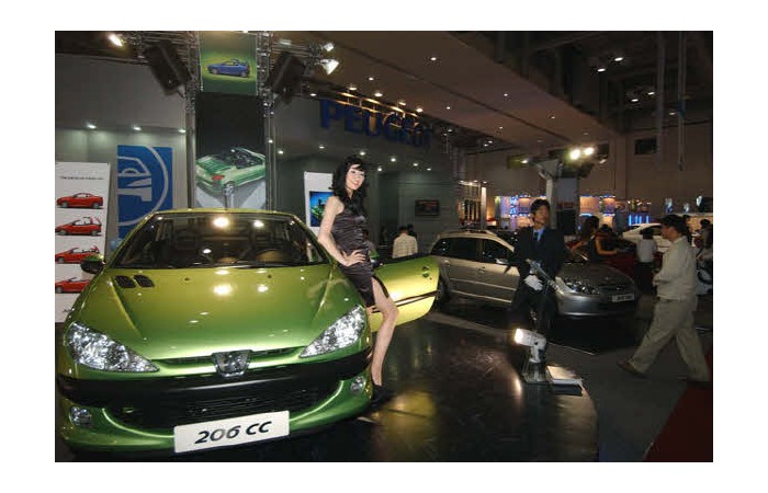 2003 Motor Show On-site coverage86