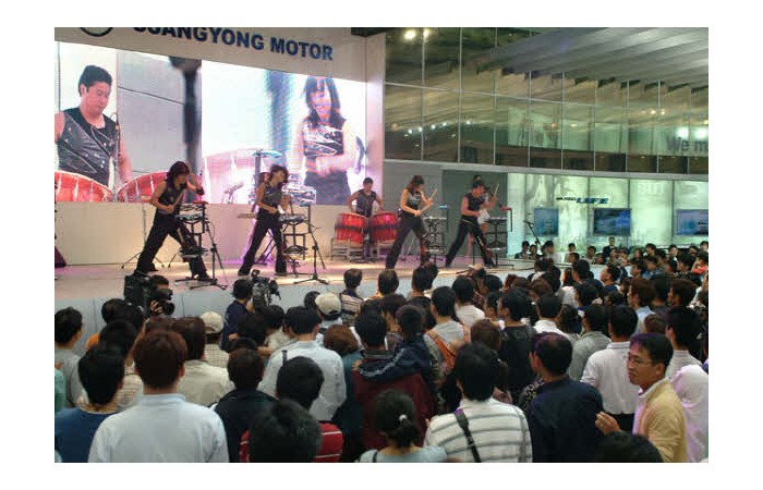 2003 Motor Show On-site coverage75