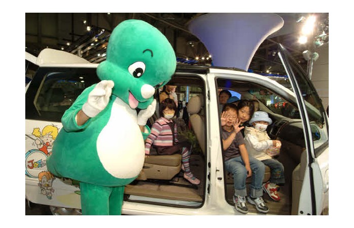 2003 Motor Show On-site coverage46