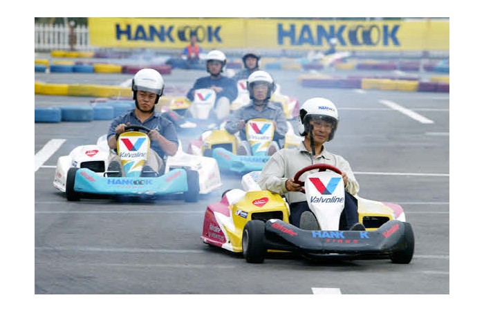 2003 Motor Show On-site coverage42