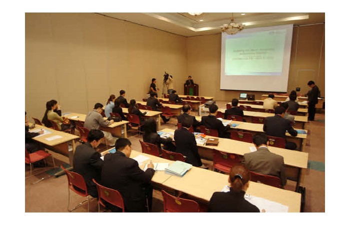 2003 Motor Show On-site coverage40