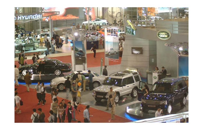 2003 Motor Show On-site coverage26