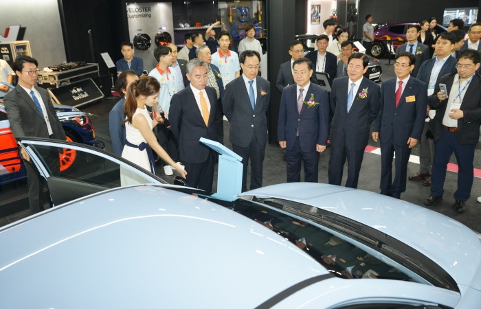 [2018 부산국제모터쇼]6.8