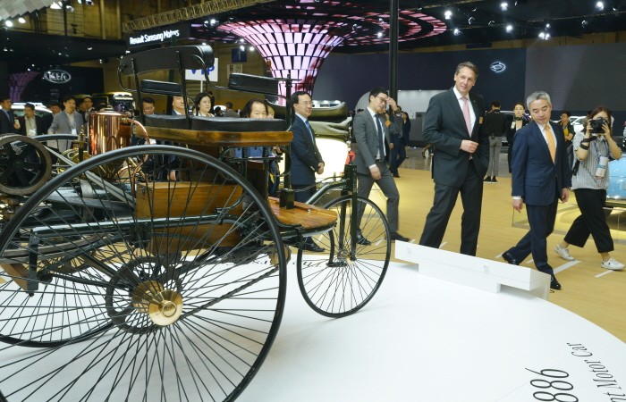 [2018 부산국제모터쇼]6.8