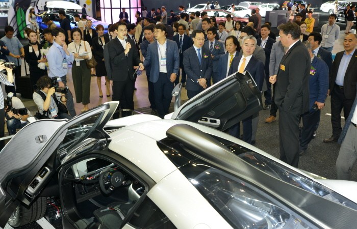 [2018 부산국제모터쇼]6.8