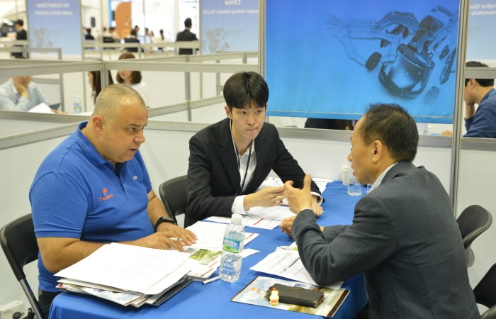 [2018 부산국제모터쇼]6.8