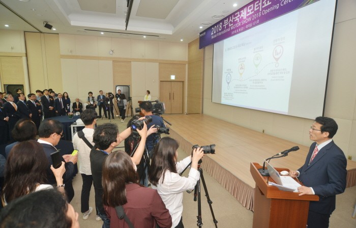 [2018 부산국제모터쇼]6.8