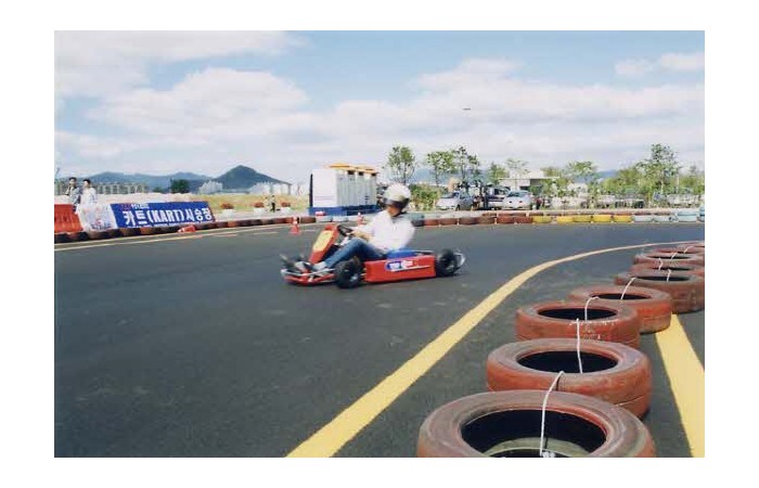 2001 Motor Show On-site coverage105