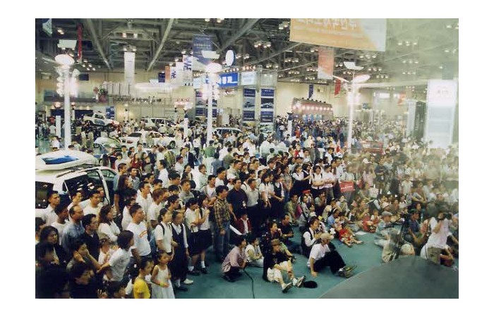 2001 Motor Show On-site coverage87