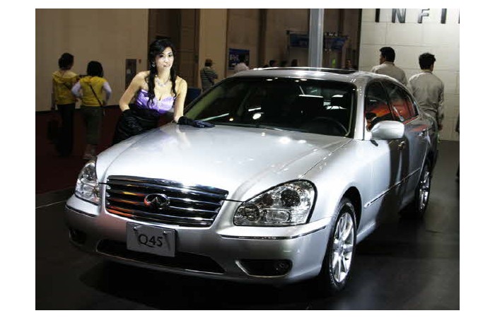 2006 Busan International Motor Show display vehicle